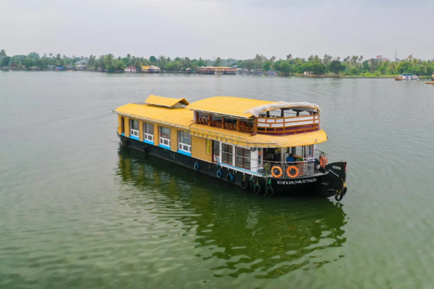 3 Bedroom Houseboat